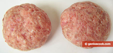 Raw Mozzarella Meatballs