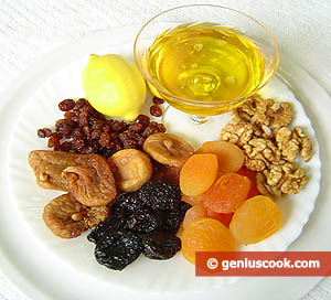 Ingredients for Vitamin Rich Dried Fruits Mixture