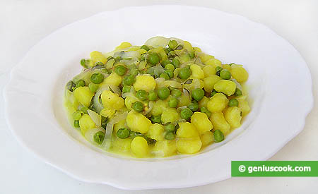 Gnoccetti with Green Peas
