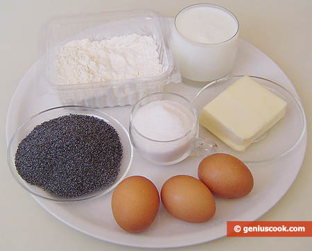 Ingredients for Sweet Buns with Poppy