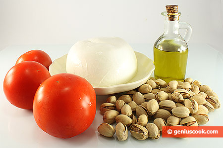 Ingredients for Mozzarella with Pistachios and Tomatoes