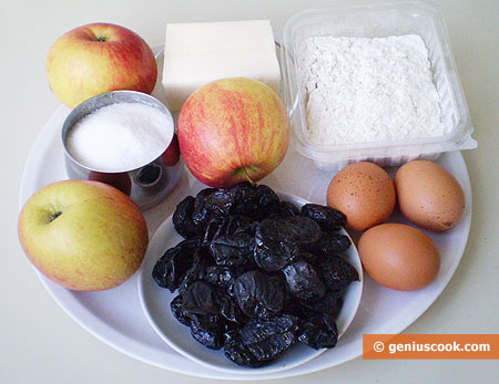 Ingredients for Short Pastry Pie with Apples and Prunes