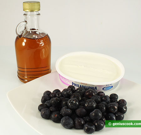 Ingredients for Dessert with Philadelphia Cheese and Bilberry