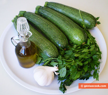 Ingredients for Zucchini with Garlic and Parsley