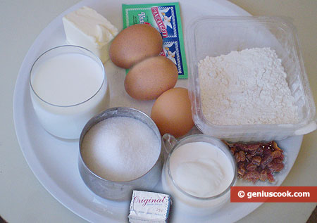 Ingredients for Vanilla Crackers with Raisin