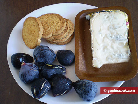 Ingredients for Figs and Gorgonzola