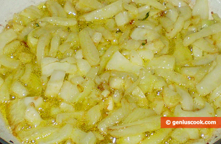 Fry onion and fennel