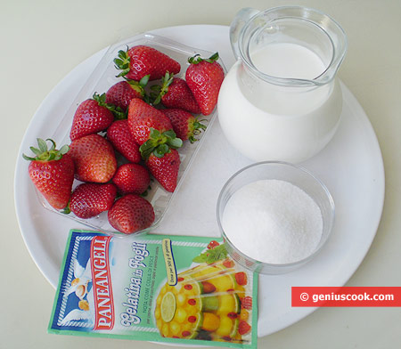Ingredients for Milk Jelly with Strawberry