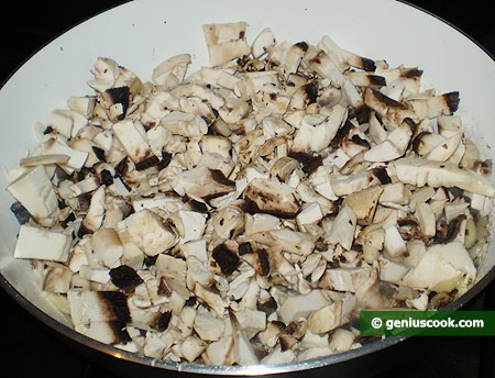 Add cut field mushrooms