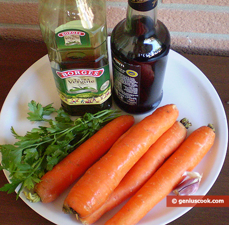 Ingredients for Carrot Salad with Garlic