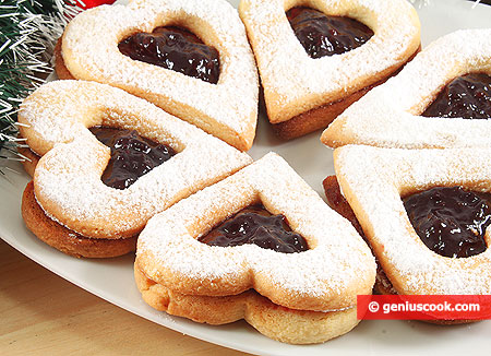 Linzer Cookies