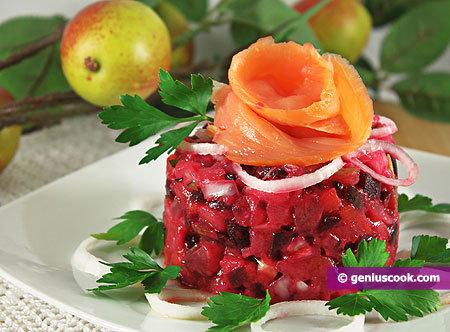 Beetroot Salad with Apples and Salmon