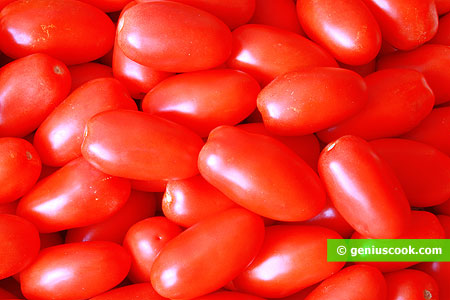 Tomato Diet Saves from Obesity and Cancer