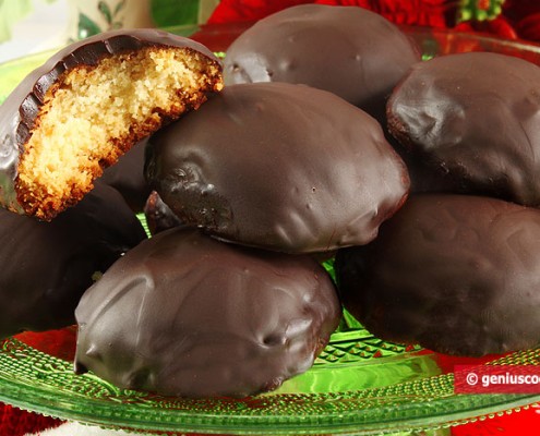 Marzipan Cookies with Chocolate