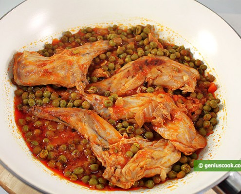 Rabbit Stewed with Green Peas