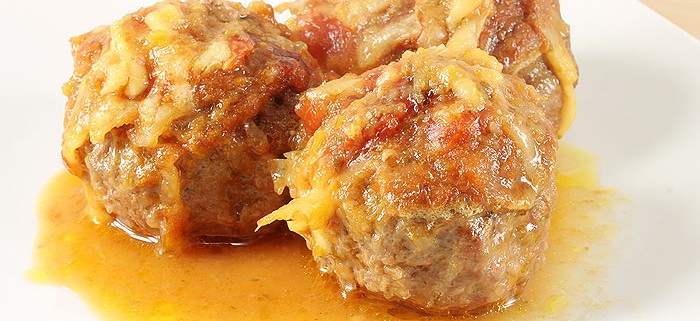 Meatballs with Spicy Sauce