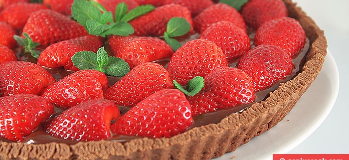 Chocolate Tart with Strawberries