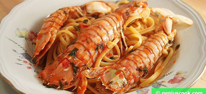 Mantis Shrimps with Tomato Sauce and Linguine