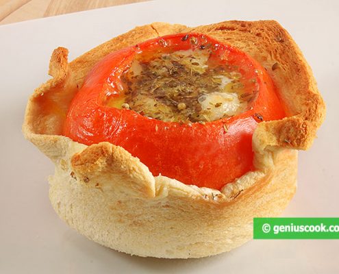 Tomatoes with Mozzarella in the Bread